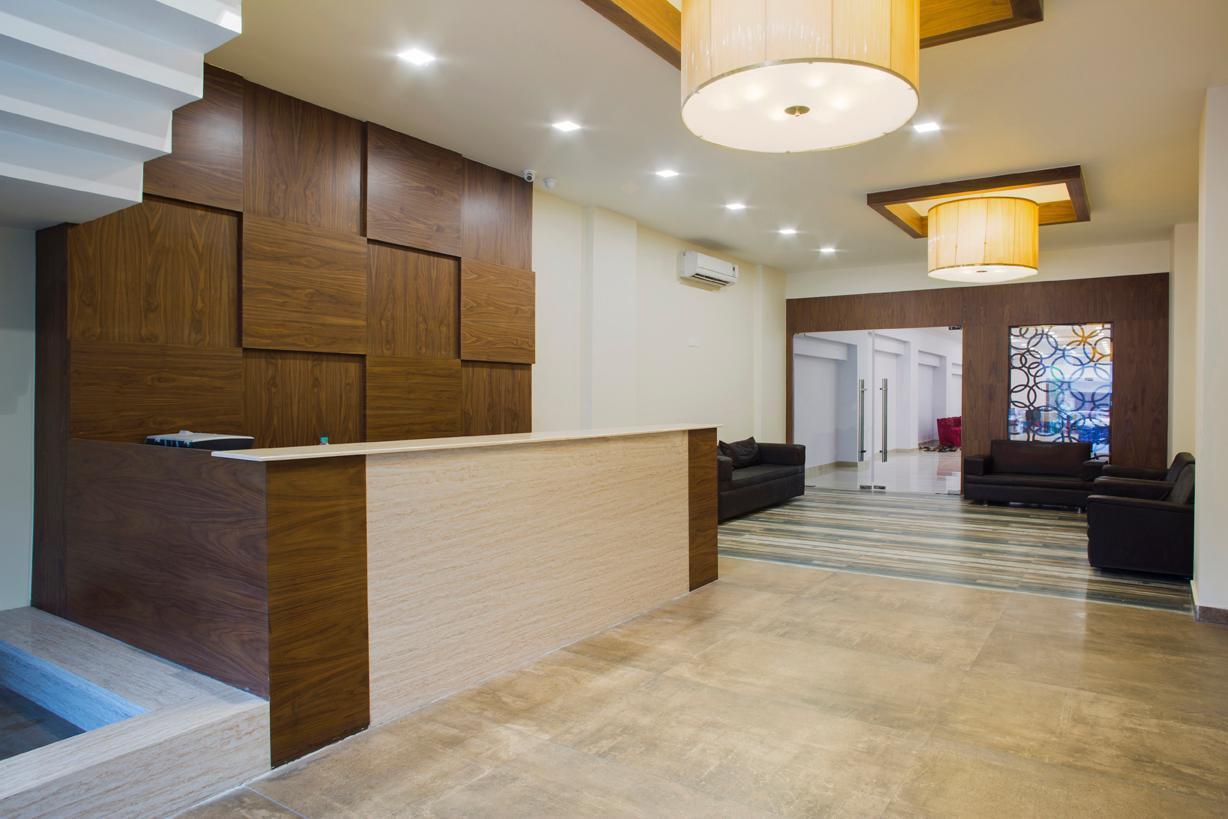 Hotel Amber Rudrapur Esterno foto